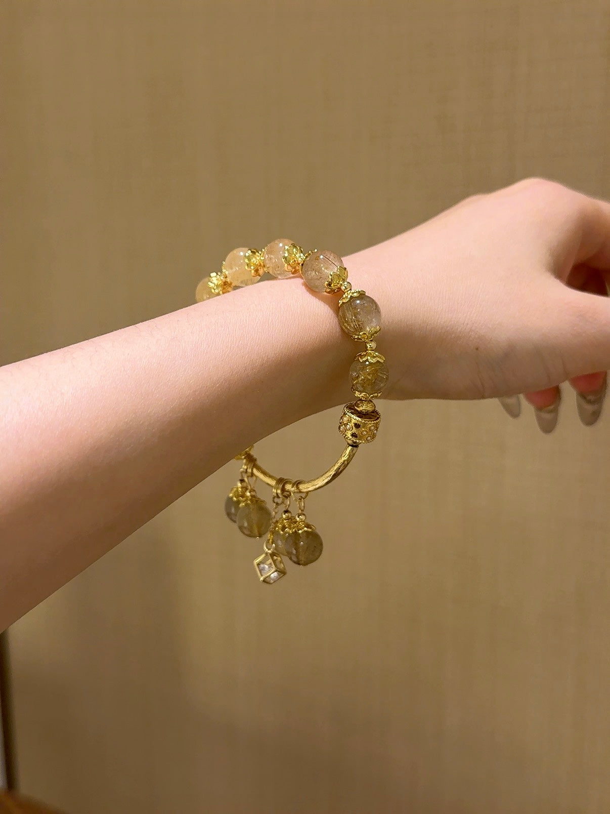 ▫️▪️ Blonde crystal bracelet